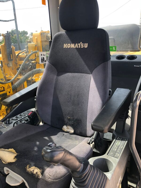 KOMATSU PC210 LC-10 - Imagen 8