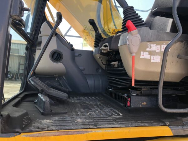 KOMATSU PC210 LC-10 - Imagen 5