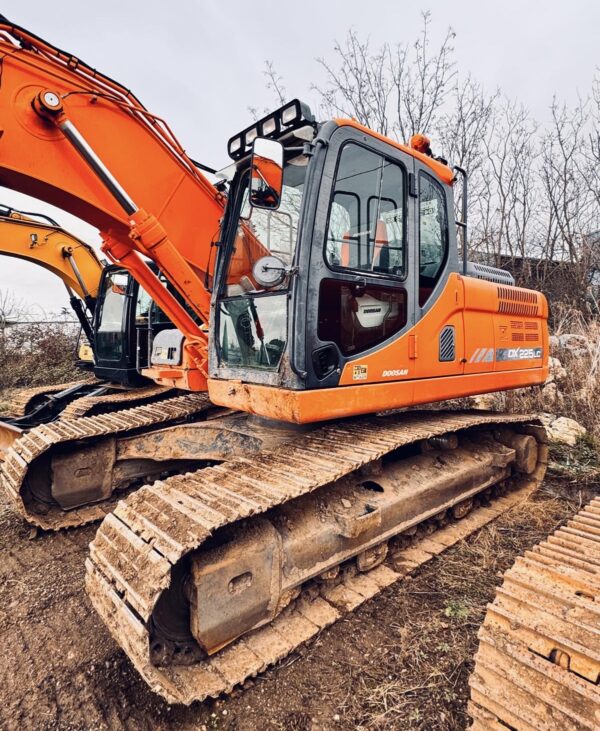 DOOSAN DX225LC-3 - Imagen 3