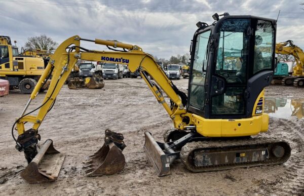 KOMATSU PC26MR - Imagen 5