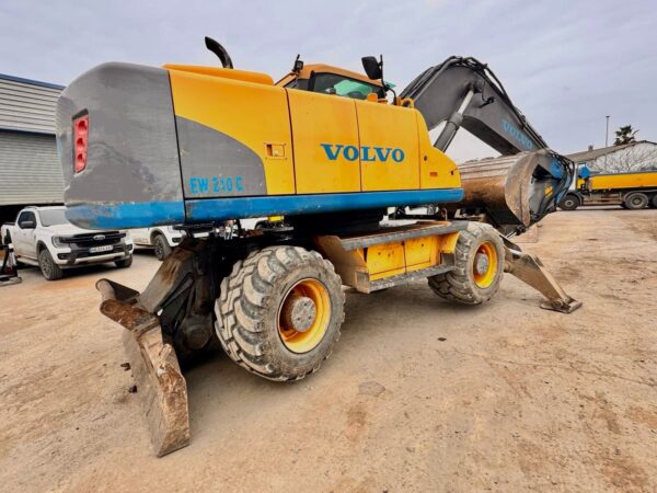 VOLVO EW210 C - Imagen 5