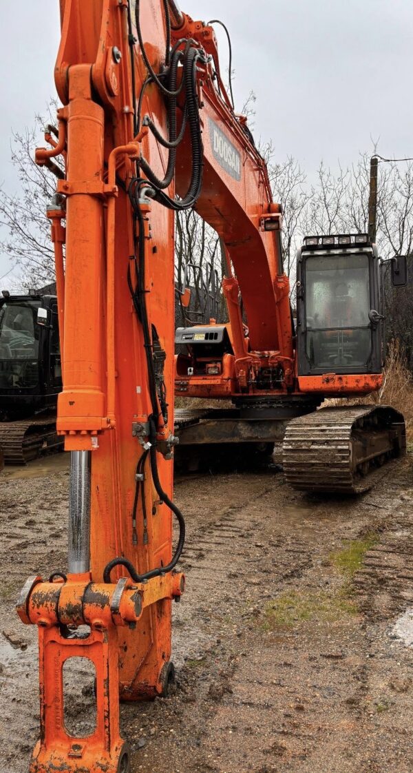 DOOSAN DX225LC-3 - Imagen 6