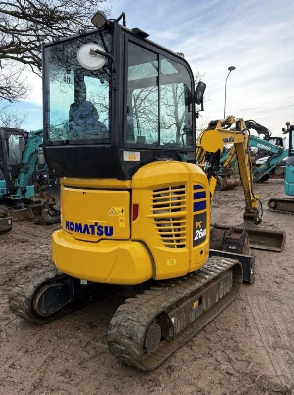 KOMATSU PC26MR - Imagen 6