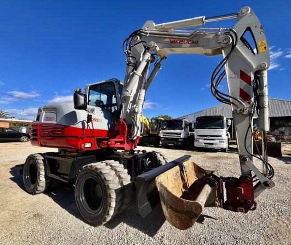 TAKEUCHI TB295