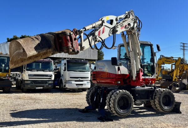 TAKEUCHI TB295 - Imagen 12