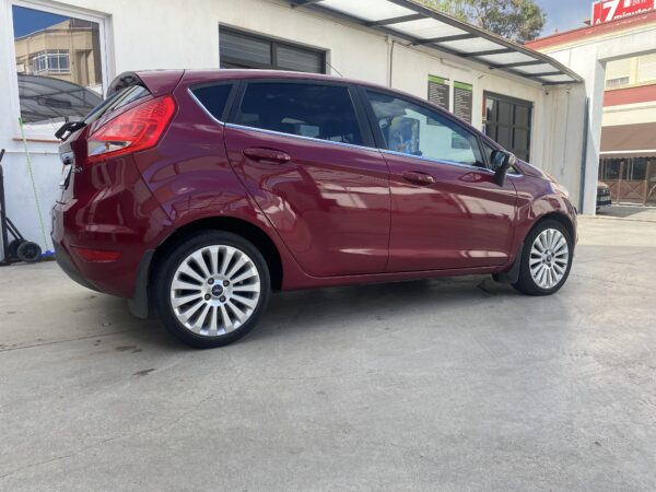 FORD FIESTA - Imagen 7