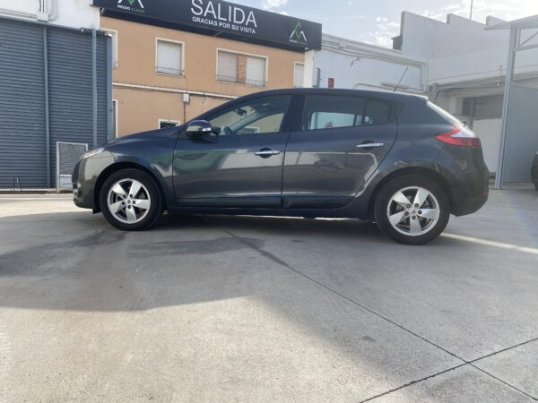 RENAULT MEGANE - Imagen 3